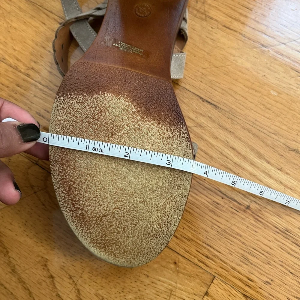 Bella Vita platform block heels 8 1/2 W - Picture 11 of 14